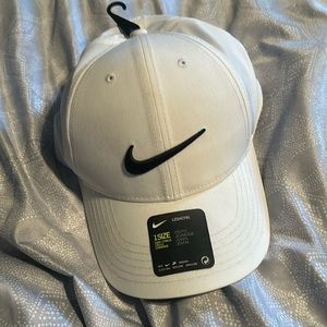 Nike golf hat